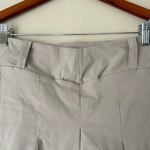 PrettyLittleThing Stone Pleated Drop V Front Miniskirt US Size 12 - Picture 5 of 9